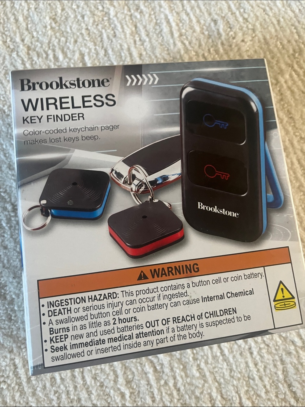 Brookstone Wireless Key Finder – Black with Blue and Red Accents